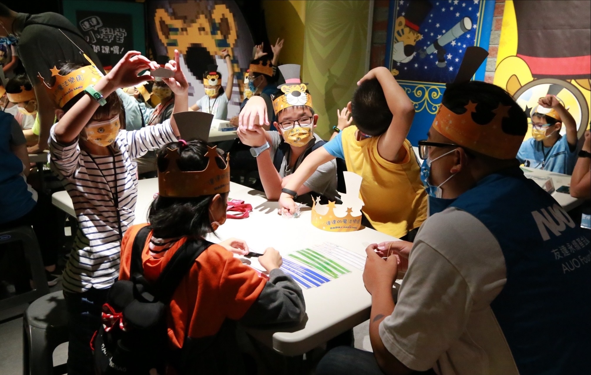 好体育在线官网以永续理念推动全人教育计划，内外结盟储备科普教育人才，荣获亚太永续行动奖社会共融面的金奖肯定